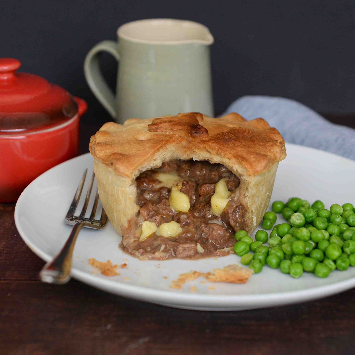 Steak and Cheddar Cheese Pie (270g)